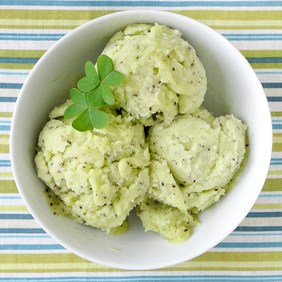 Read more about the article Ginger and Kiwi Ice Cream