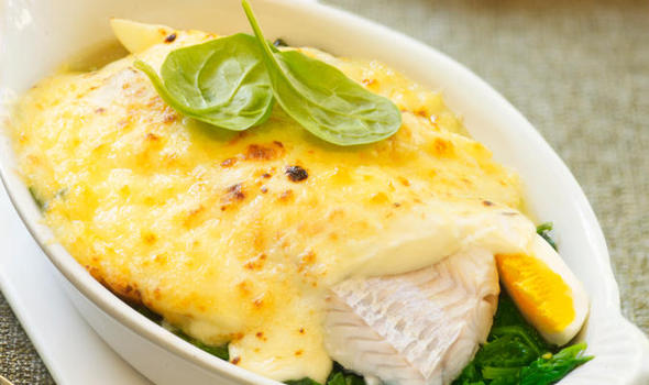 You are currently viewing Haddock and Prawns in Cheese Sauce