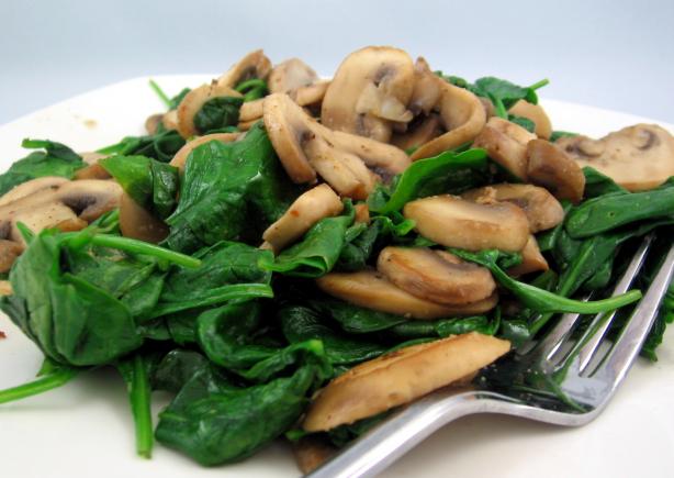 Read more about the article Spinach with Mushrooms